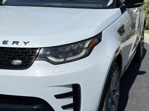 Used 2020 Land Rover Discovery Landmark image 55