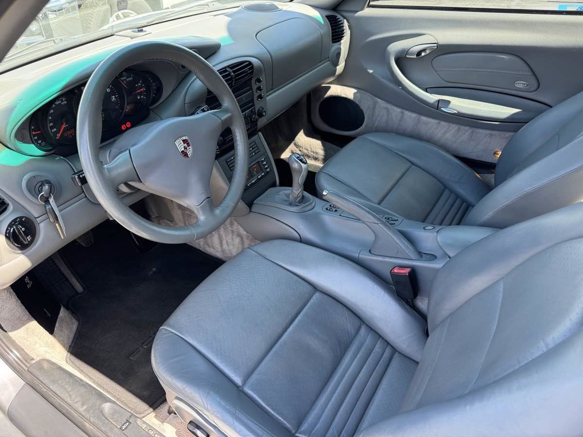Used 2001 Porsche 911 GT3 RS image 20