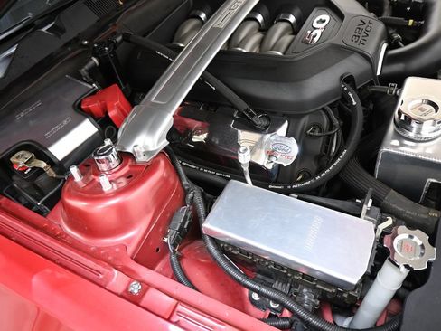 Used 2011 Ford Mustang GT Premium w/ Comfort Pkg RWD image 28