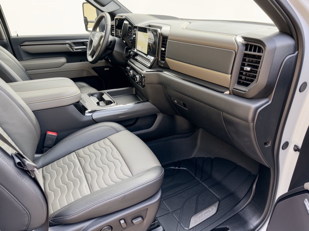 Certified 2025 Chevrolet Silverado 2500 ZR2 w/ Technology Package AWD/4WD image 30