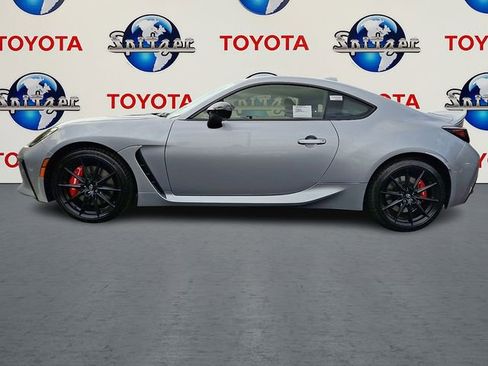New 2025 Toyota GR86 Premium image 5