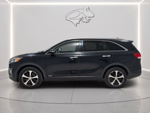 Used 2017 Kia Sorento EX AWD/4WD image 2