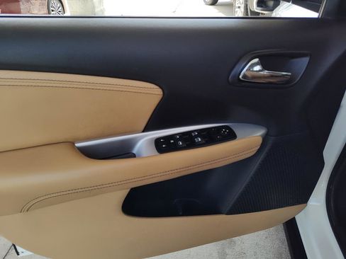 Used 2012 Dodge Journey Crew w/ Flexible Seating Group image 14