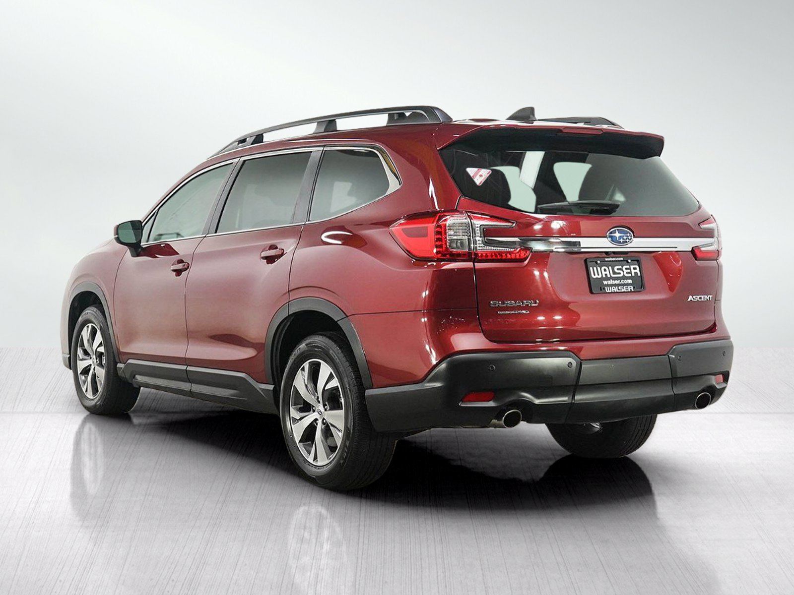 Used 2024 Subaru Ascent Premium w/ Convenience Package AWD/4WD image 3