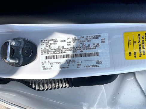 Used 2020 Ford Escape SE image 28