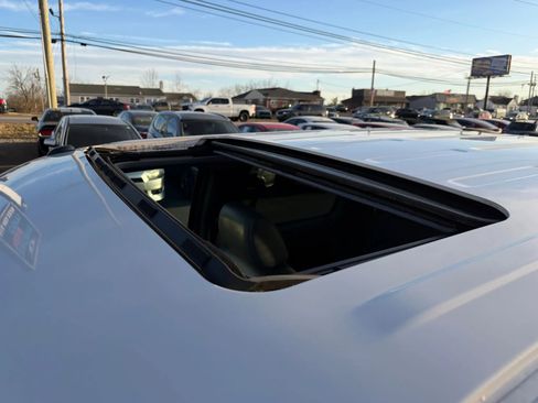 Used 2011 Ford F150 Platinum image 37