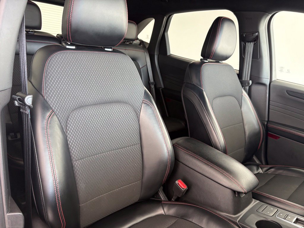 Used 2024 Ford Escape ST-Line AWD/4WD image 40