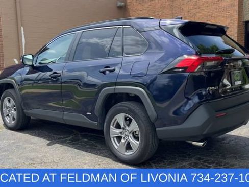 Used 2025 Toyota RAV4 XLE w/ Convenience Package AWD/4WD image 6