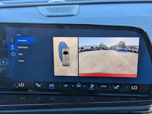 New 2026 Chevrolet Traverse Z71 image 12