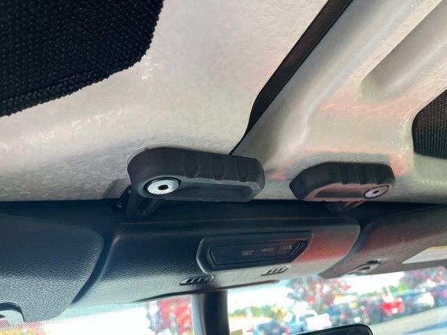 Used 2020 Jeep Gladiator Rubicon AWD/4WD image 28