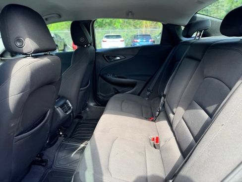 Used 2019 Chevrolet Malibu LT FWD image 24