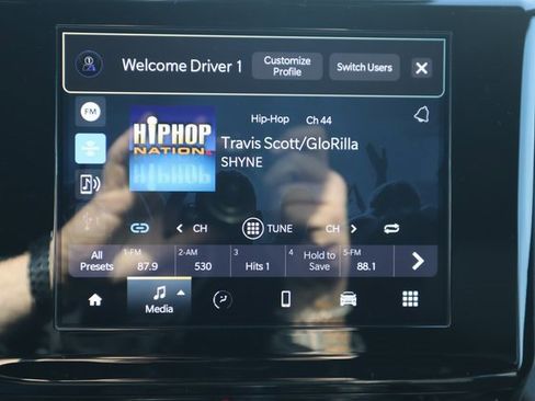 New 2025 Jeep Grand Cherokee L Altitude image 11