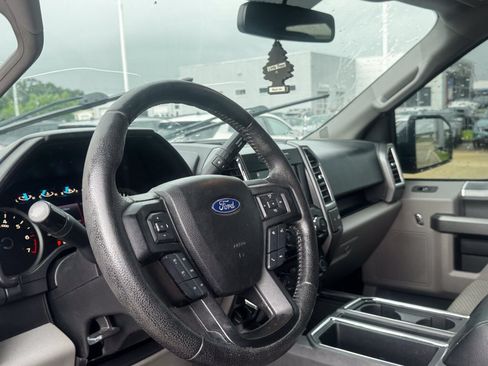 Used 2016 Ford F150 XLT w/ Equipment Group 302A Luxury RWD image 19