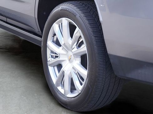 Used 2021 Chevrolet Tahoe High Country image 11