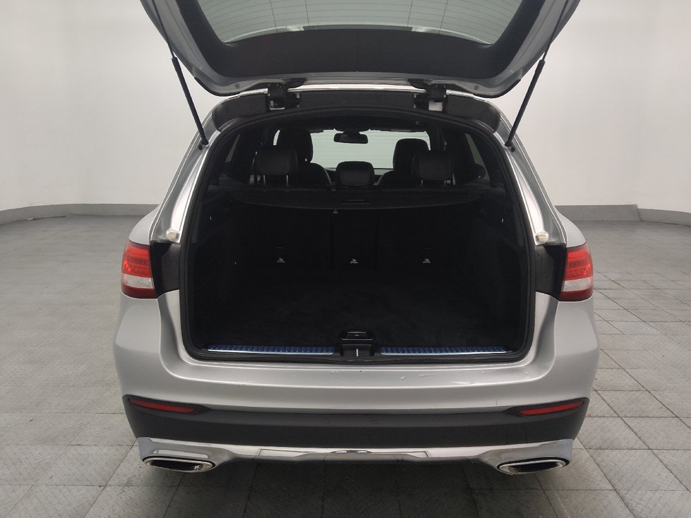 Used 2019 Mercedes-Benz GLC 300 4MATIC w/ Premium Package image 29