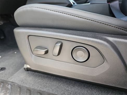 Used 2026 Chevrolet Colorado Trail Boss image 15