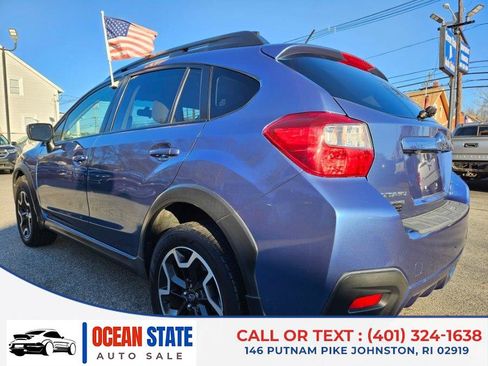 Used 2016 Subaru Crosstrek 2.0i Premium image 3
