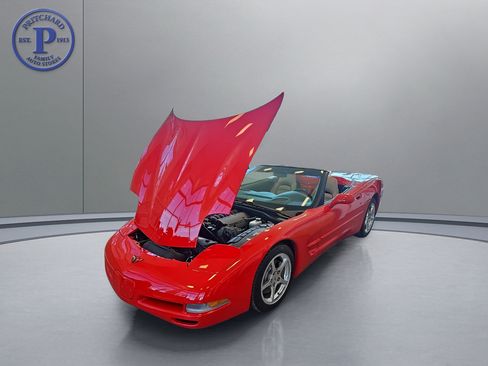 Used 2000 Chevrolet Corvette Convertible w/ Memory Pkg RWD image 6