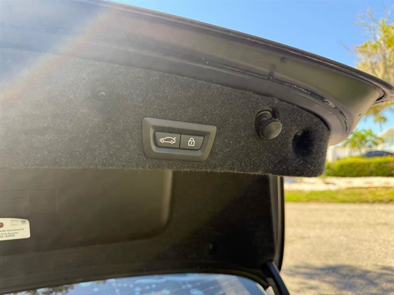 Used 2011 BMW 528i Sedan RWD image 15