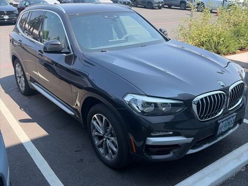 Used 2019 BMW X3 xDrive30i w/ Driving Assistance Package AWD/4WD image 3
