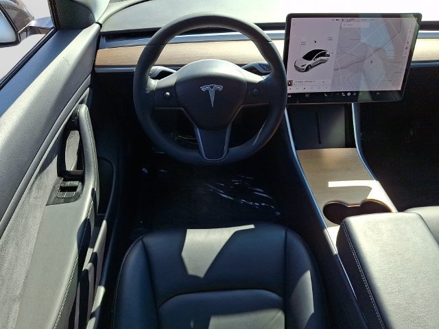 Used 2019 Tesla Model 3 Standard Range Plus RWD image 13