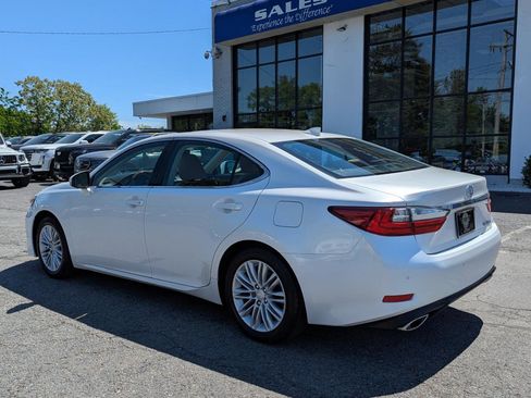 Used 2017 Lexus ES 350 w/ Premium Package FWD image 10