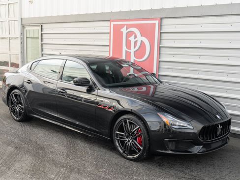 Used 2021 Maserati Quattroporte Trofeo image 43