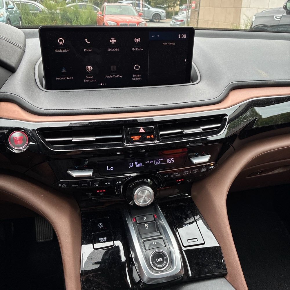 Used 2024 Acura MDX w/ Technology Package AWD/4WD image 8