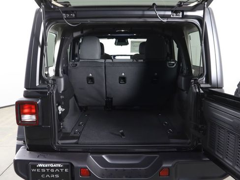 New 2026 Jeep Wrangler Willys AWD/4WD image 18