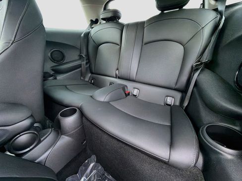 Used 2023 MINI Cooper S FWD image 19
