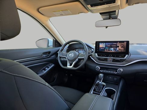 New 2026 Nissan Altima 2.5 SV FWD image 8