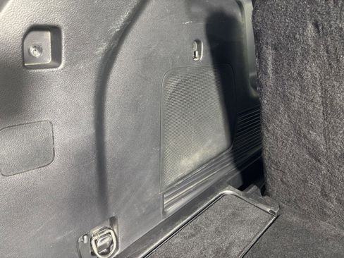 Used 2022 Ford Explorer Limited w/ Equipment Group 301A image 7