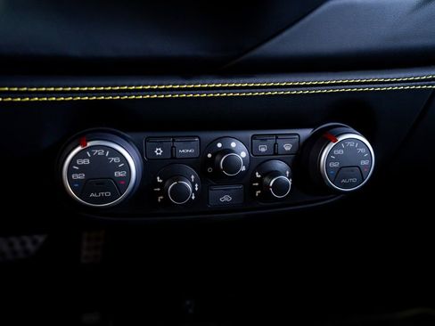 Used 2019 Ferrari 488 GTB RWD image 40
