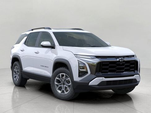 New 2026 Chevrolet Equinox ACTIV w/ Convenience Package III AWD/4WD image 7
