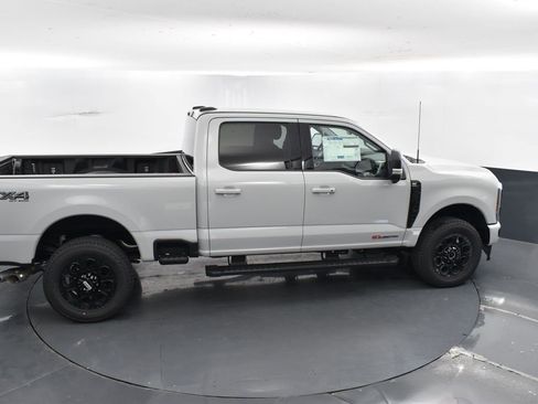 New 2025 Ford F350 XLT w/ Black Appearance Package image 24