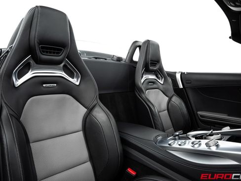 Used 2019 Mercedes-Benz AMG GT Roadster image 35