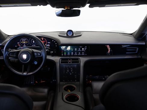 Used 2020 Porsche Taycan Turbo S image 30