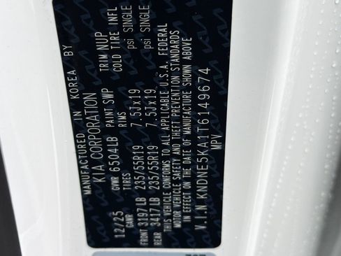 New 2026 Kia Carnival SX image 23