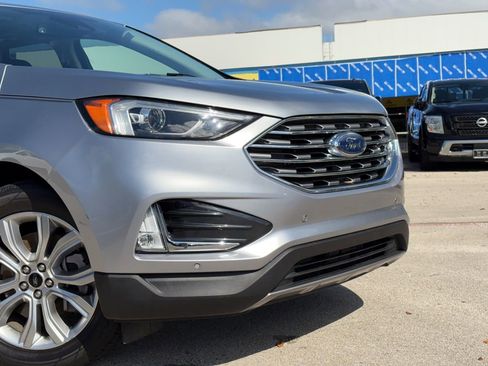 Used 2023 Ford Edge Titanium AWD/4WD image 3