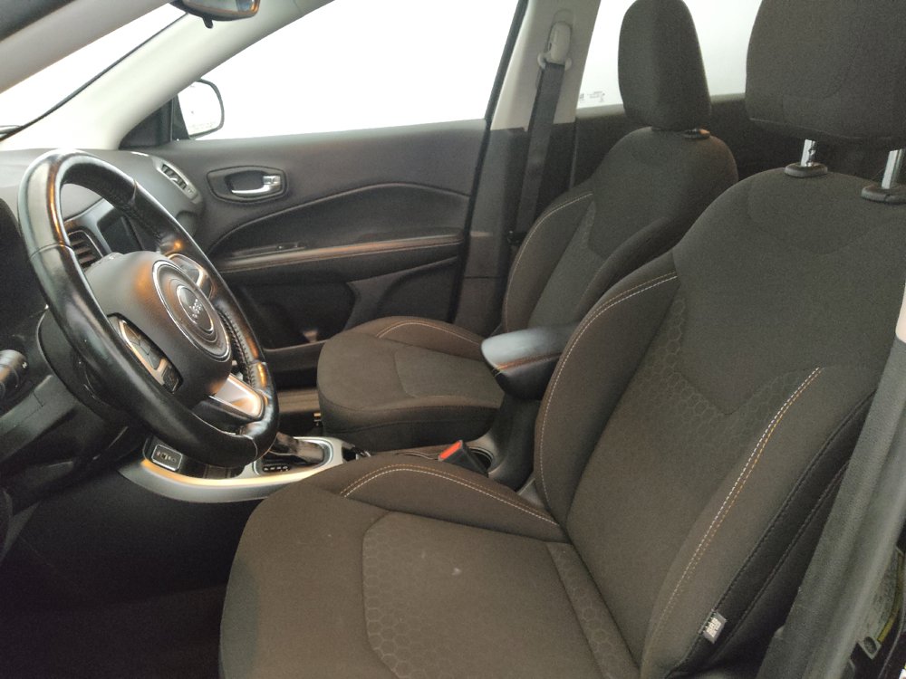 Used 2021 Jeep Compass Sport w/ Cold Weather Group FWD image 17