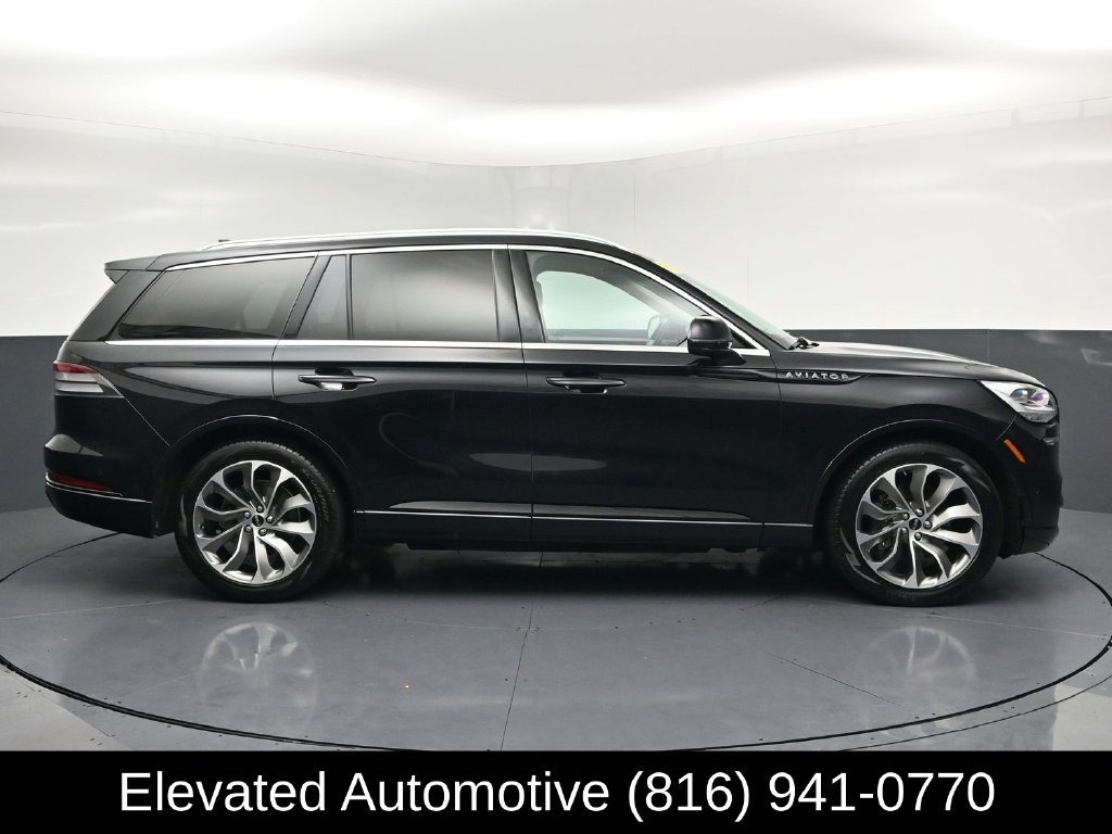Used 2023 Lincoln Aviator Grand Touring w/ Equipment Group 301A AWD/4WD image 33
