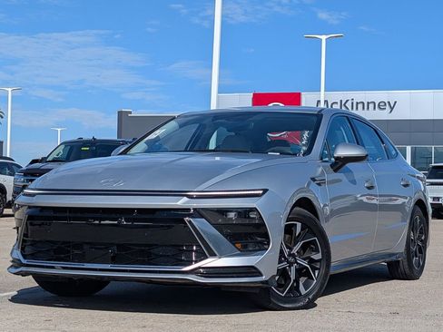 Used 2024 Hyundai Sonata SEL image 2