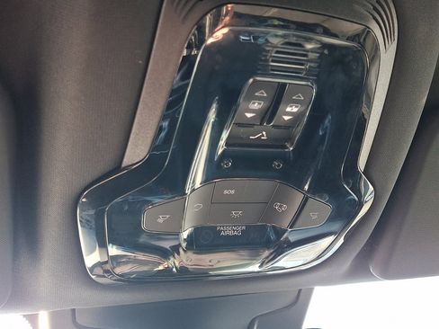 Used 2023 Alfa Romeo Stelvio Sprint image 32