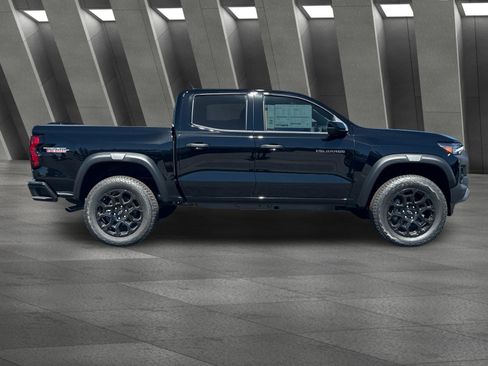 New 2026 Chevrolet Colorado Trail Boss AWD/4WD image 3
