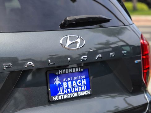 Used 2022 Hyundai Palisade Calligraphy w/ Cargo Package AWD/4WD image 10