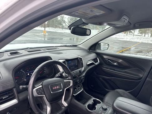 Used 2021 GMC Terrain SLT w/ Infotainment Package II image 17