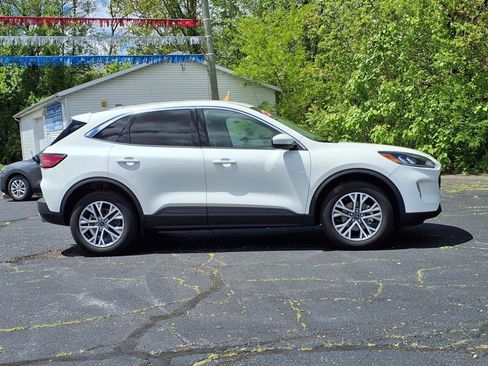 Certified 2022 Ford Escape SEL w/ Technology Package image 18