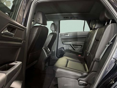 Used 2020 Volkswagen Atlas Cross Sport SEL image 23