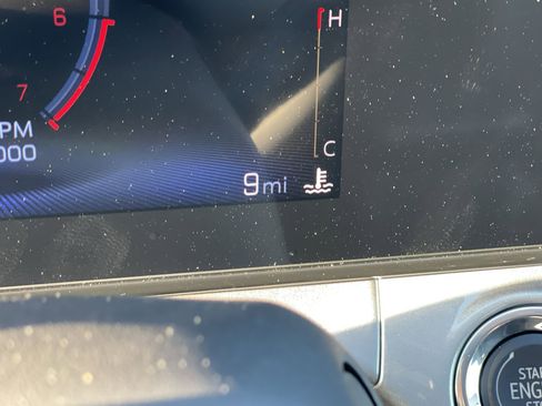 New 2025 Chevrolet Trax LT w/ Driver Confidence Package image 12