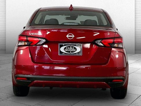 Used 2025 Nissan Versa SV w/ Trunk Package FWD image 3